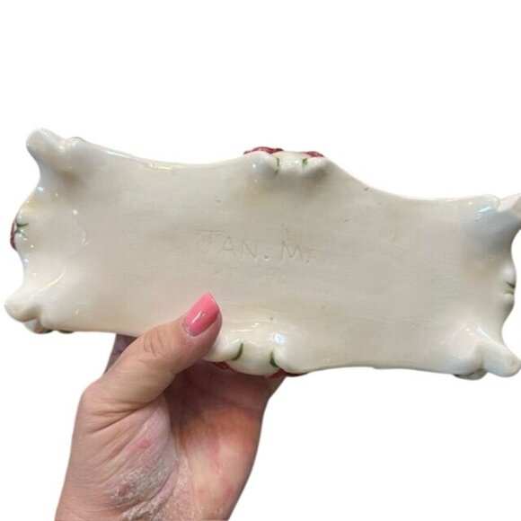 Hand-Painted Ceramic Jewelry Trinket Box With Pink Roses & Green Vines Design - Picture 6 of 12